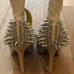 Givanno Booties